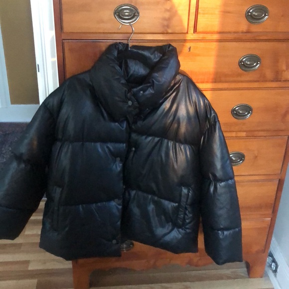 Vigoss Womens Faux Leather Winter Puffer Coat NWT - Picture 3 of 5